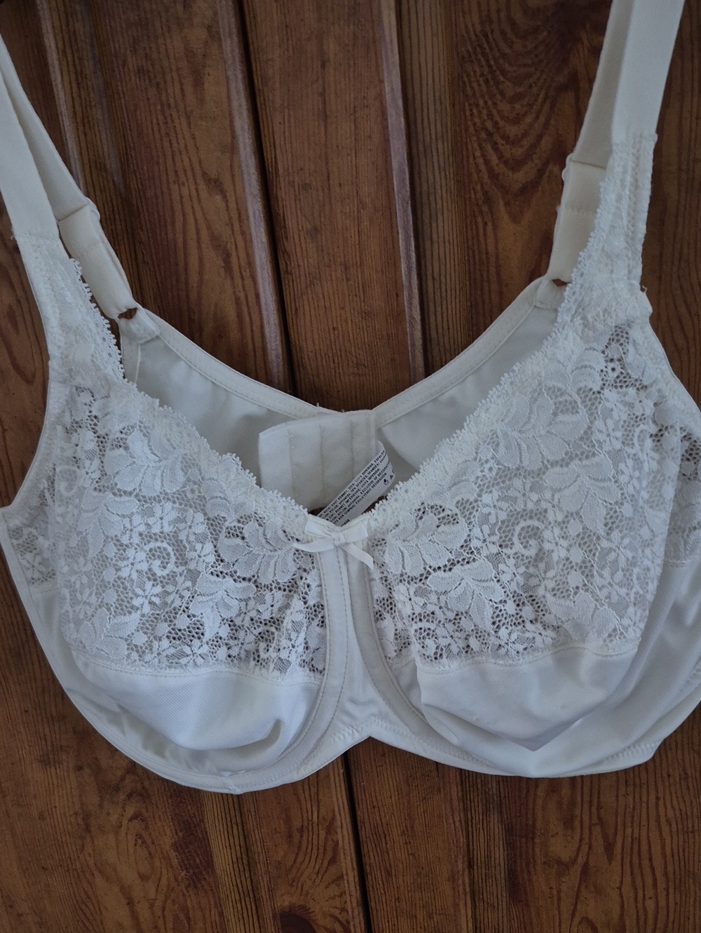 Lilyette White Lace Underwire Full Coverage Bra